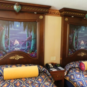 royal-guest-rooms-003