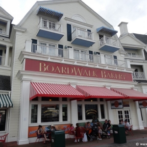 Boardwalk_Dining_001