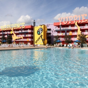 Pop-Century-Resort-Pools-028