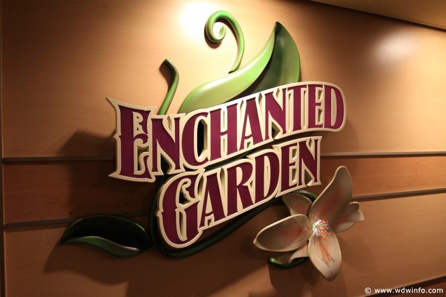 Enchanted-Garden-01