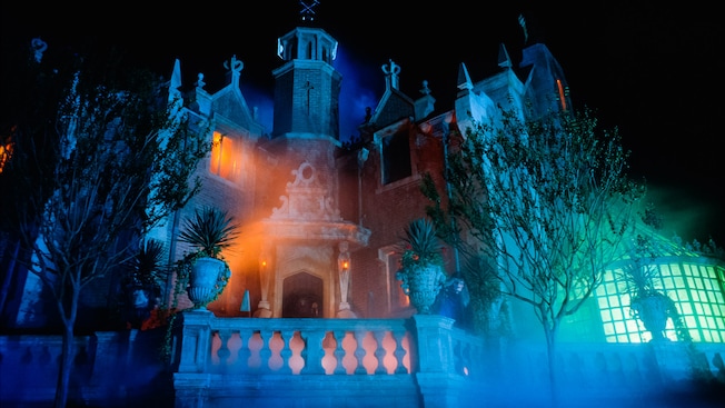 haunted-mansion-00.jpg