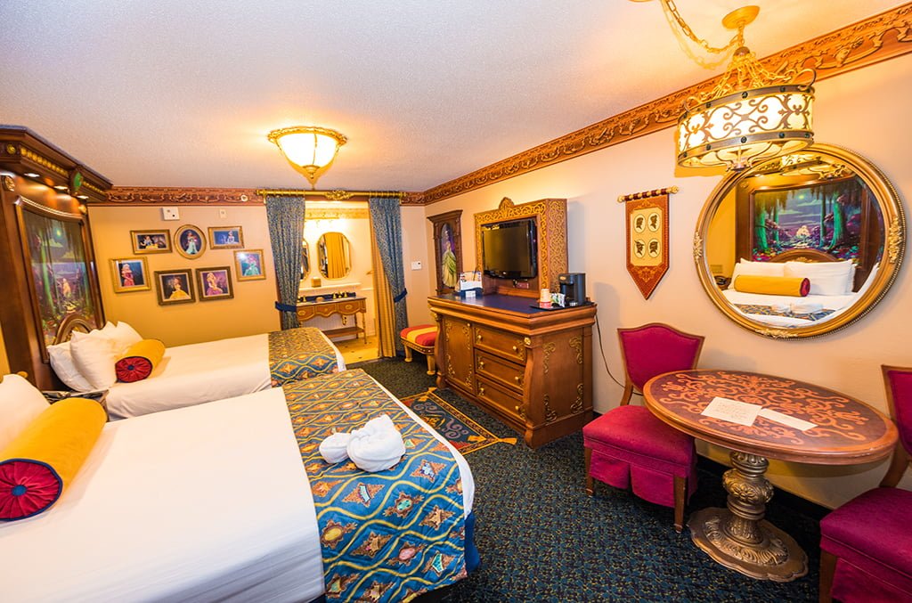 royal-room-port-orleans-riverside-disney-world-hotel-001.jpg